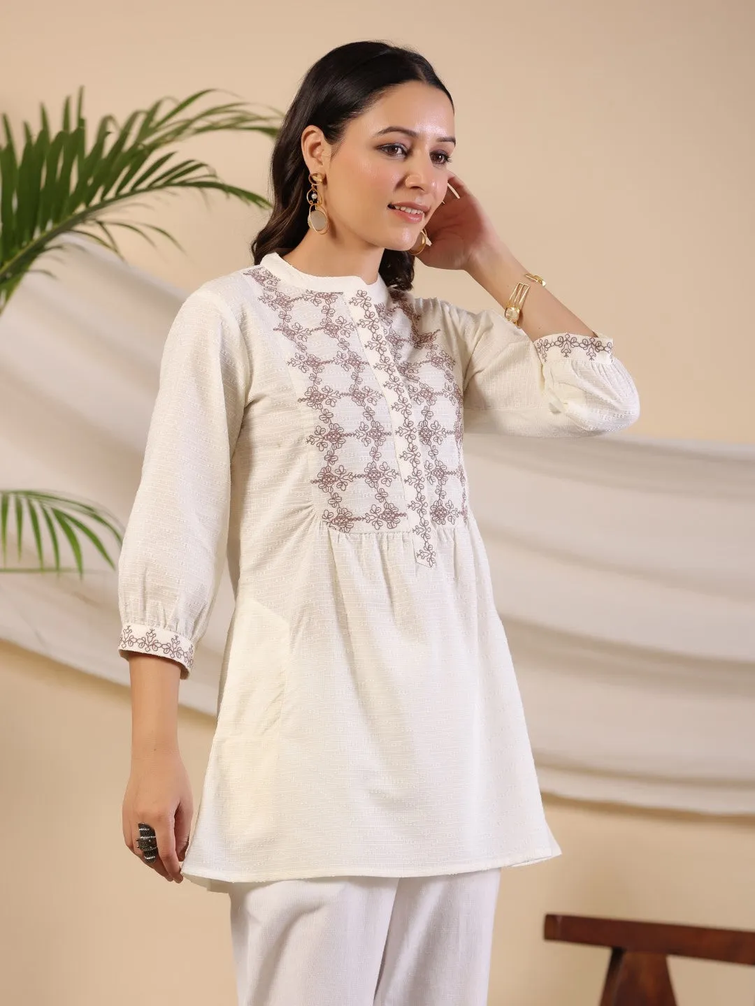 Juniper Off-White Ethnic Motif Printed Cotton Dobby Tunic With Thread Work Embroidery