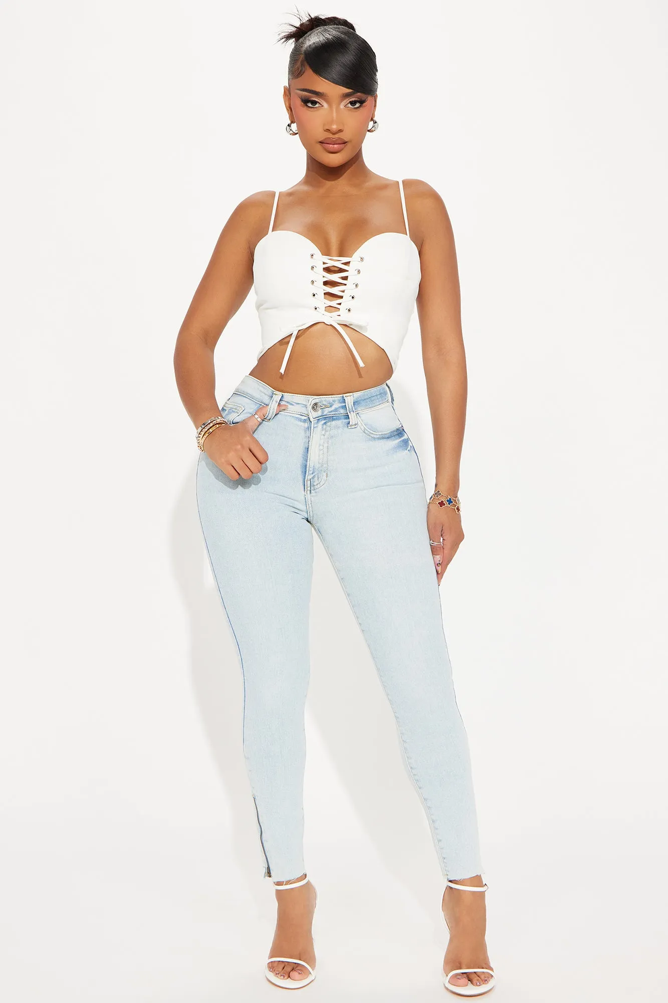 Just Hits Different Stretch Zip Hem Skinny Jeans - Light Wash