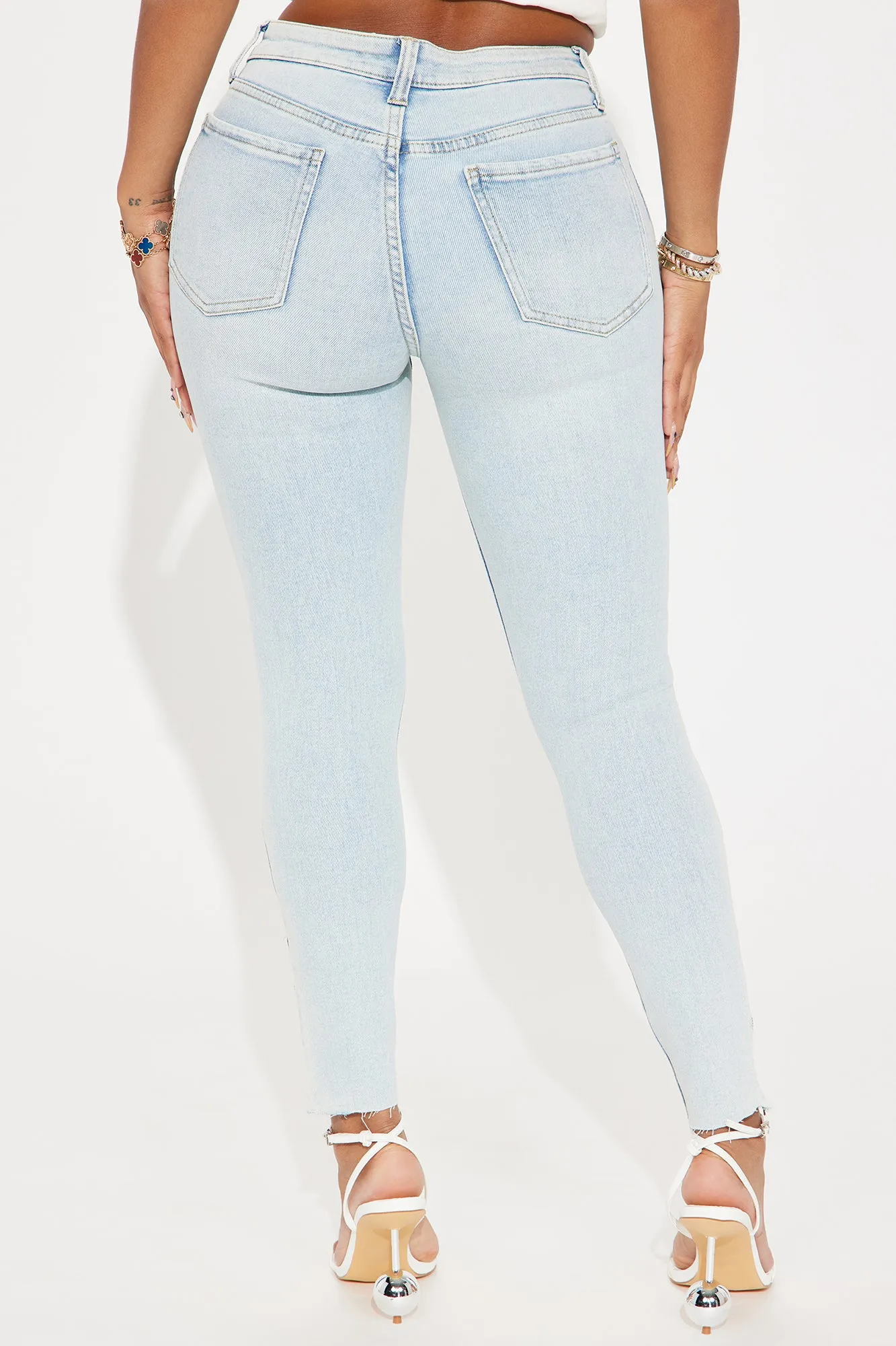 Just Hits Different Stretch Zip Hem Skinny Jeans - Light Wash