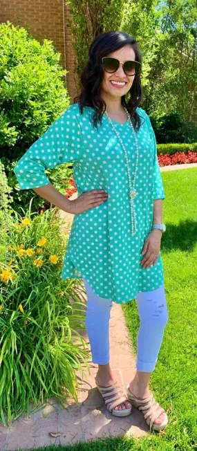 Small/Med : Mint Polka Dot Scoop Tunic