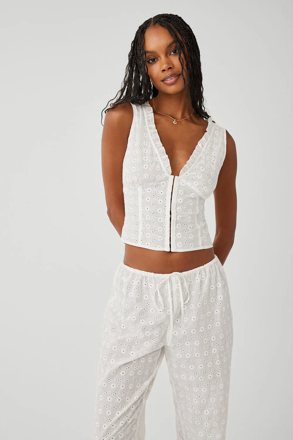 Tea Eyelet Ruffle Tank - White